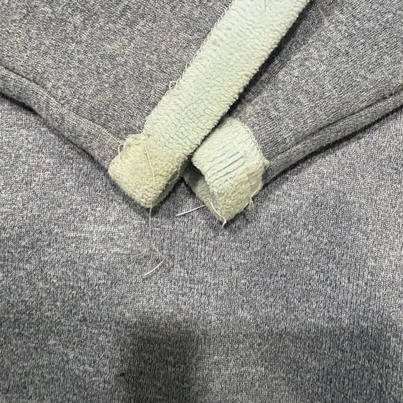The North Face Women's Two-Tone Blue Fleece Jacket - Picture 8 of 8
